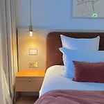 Arte Povera Apartment *