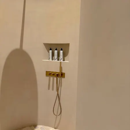 Apartament Arte Povera Paryż