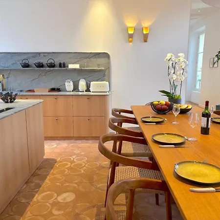Apartament Arte Povera Paryż