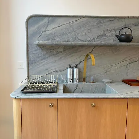 Apartament Arte Povera Paryż