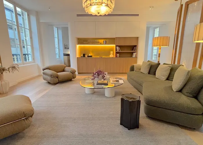 Arte Povera Apartment *