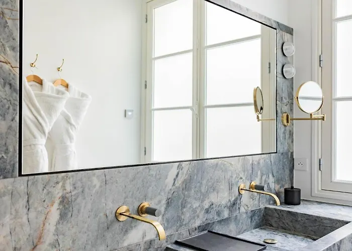 Arte Povera Apartment